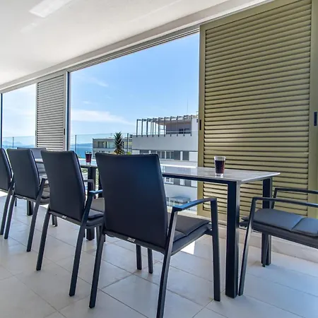 아파트 Euphoria Luxury *