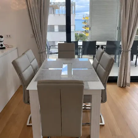 Euphoria Luxury Apartamento *
